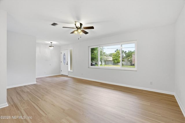 8544 SANCHEZ Road, Jacksonville, FL 32217