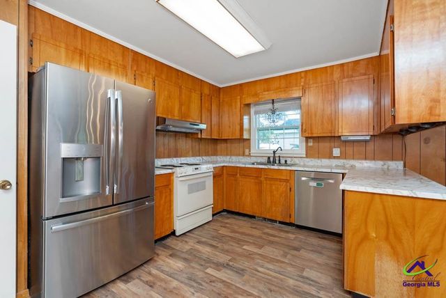 200 Self Street, Warner Robins, GA 31088