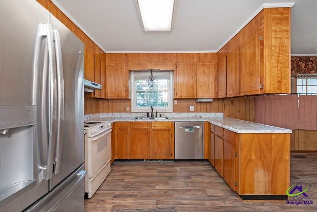 200 Self Street, Warner Robins, GA 31088