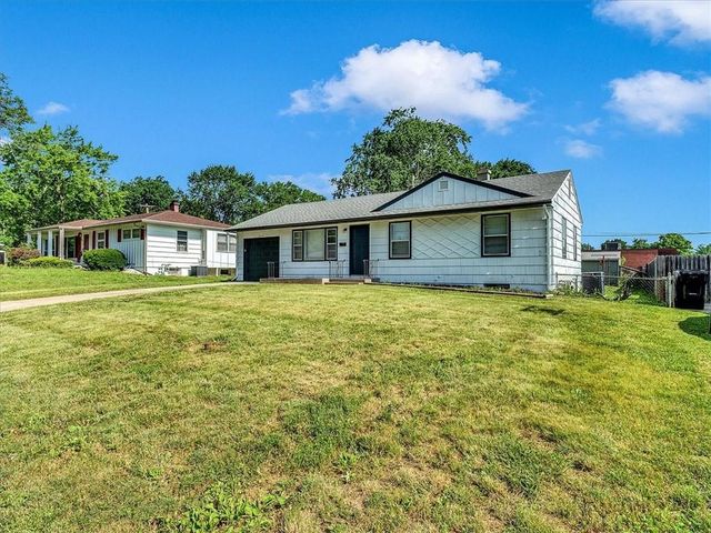 13704 E 41st Street S, Independence, MO 64055