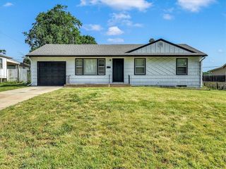 13704 E 41st Street S, Independence, MO 64055