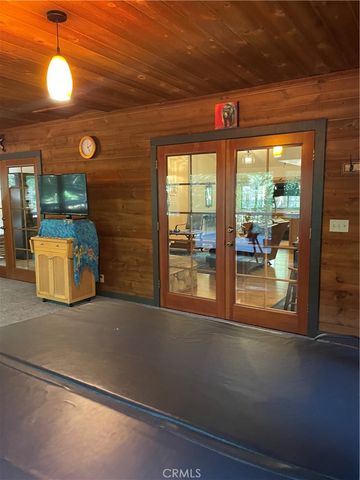 6735 Lakefront Dr, Magalia, CA 95954