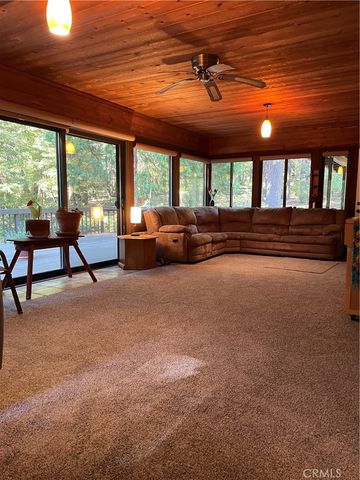 6735 Lakefront Dr, Magalia, CA 95954