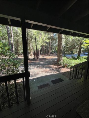 6735 Lakefront Dr, Magalia, CA 95954