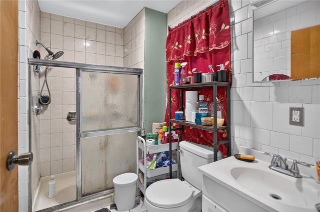 32 Almy Street, Providence, RI 02909
