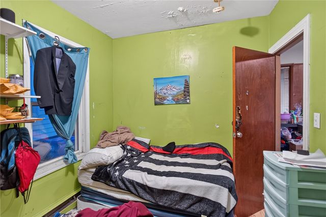 32 Almy Street, Providence, RI 02909