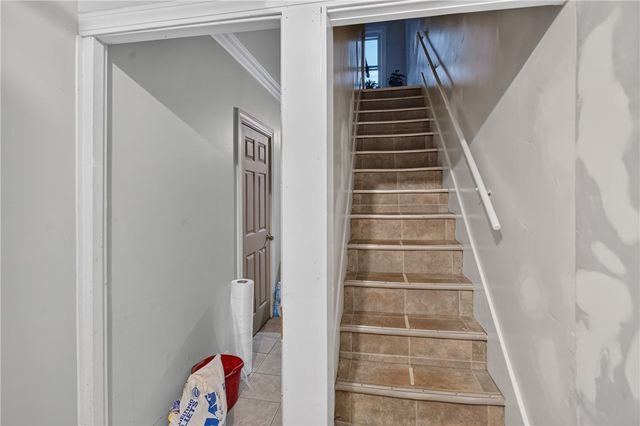 32 Almy Street, Providence, RI 02909