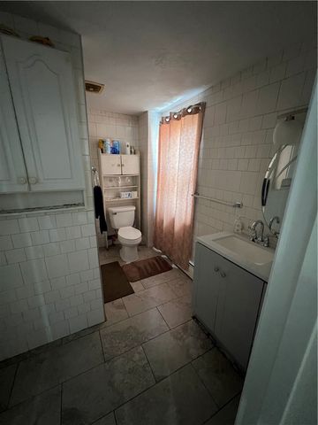 32 Almy Street, Providence, RI 02909