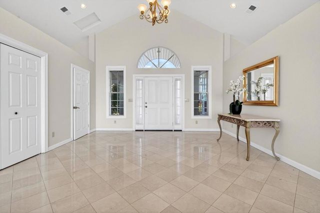 621 Carpenter Drive, Hollister, CA 95023