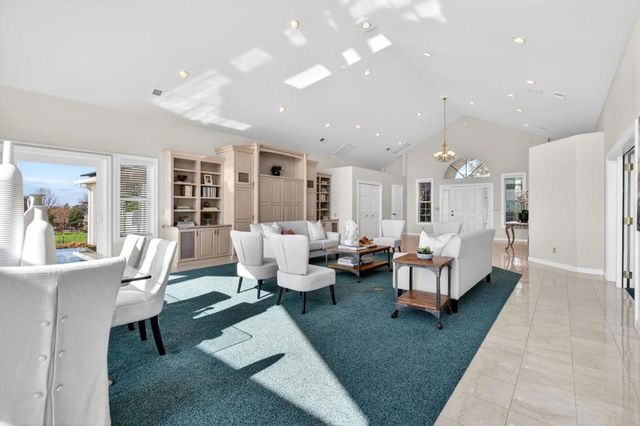 621 Carpenter Drive, Hollister, CA 95023