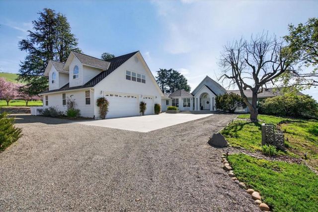 621 Carpenter Drive, Hollister, CA 95023