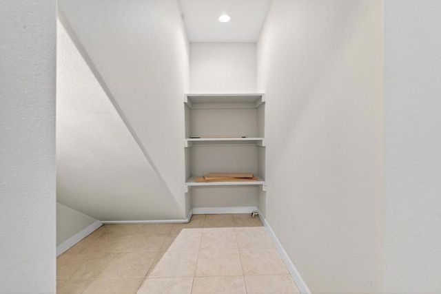 621 Carpenter Drive, Hollister, CA 95023