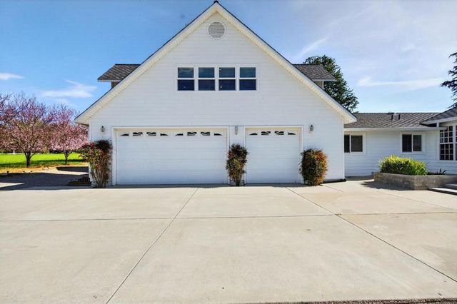 621 Carpenter Drive, Hollister, CA 95023