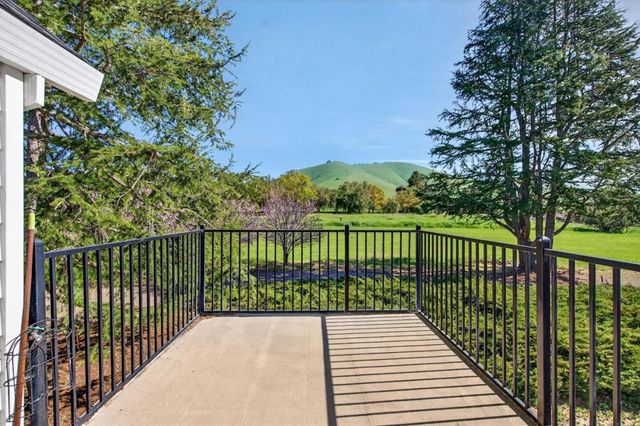 621 Carpenter Drive, Hollister, CA 95023