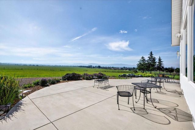 621 Carpenter Drive, Hollister, CA 95023