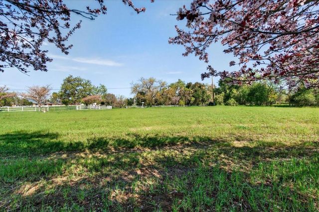 621 Carpenter Drive, Hollister, CA 95023