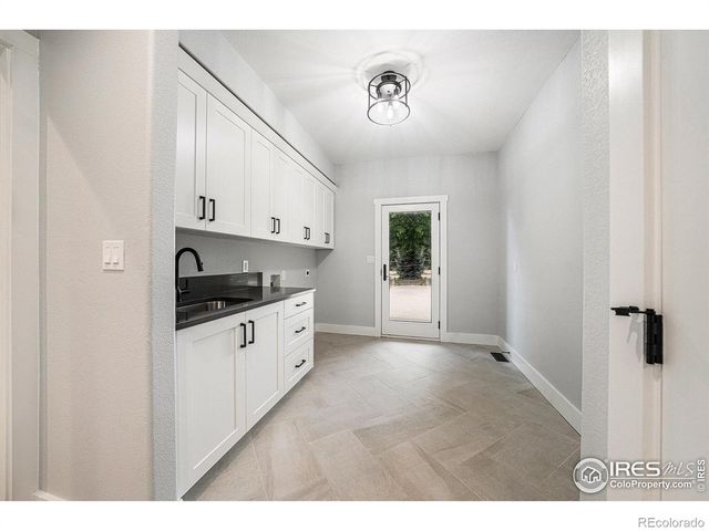 796 Abrams Way, Loveland, CO 80537