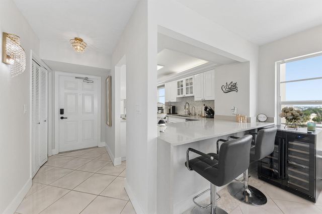 1021 HILLSBORO MILE 1008, Hillsboro Beach, FL 33062