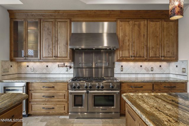 345 James Canyon Loop, Genoa, NV 89411