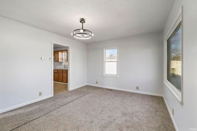 805 W 15th Street, Muncie, IN 47302