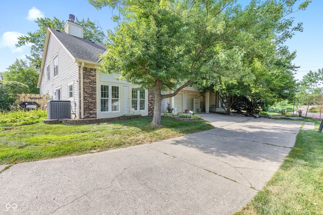 2458 Chaseway Court, Indianapolis, IN 46268