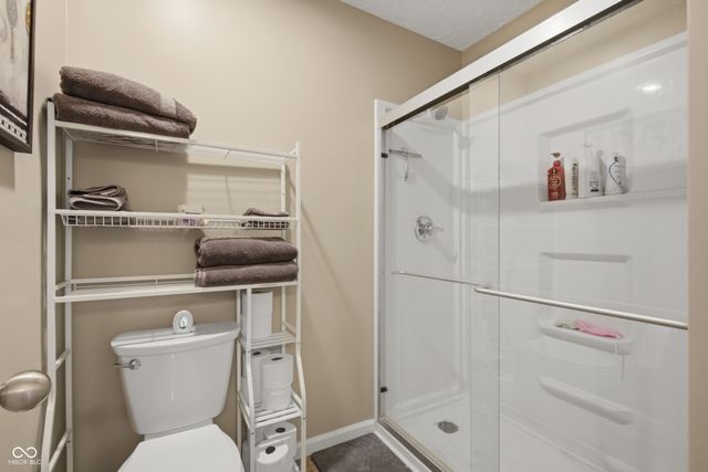 2458 Chaseway Court, Indianapolis, IN 46268