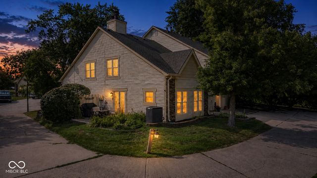 2458 Chaseway Court, Indianapolis, IN 46268