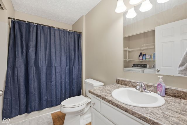 2458 Chaseway Court, Indianapolis, IN 46268