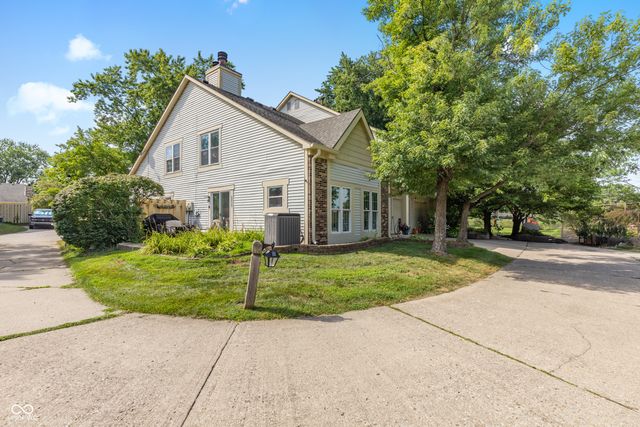 2458 Chaseway Court, Indianapolis, IN 46268