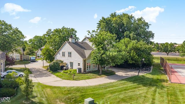 2458 Chaseway Court, Indianapolis, IN 46268