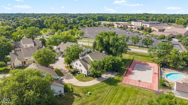 2458 Chaseway Court, Indianapolis, IN 46268