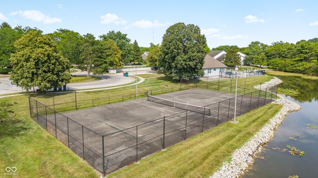 2458 Chaseway Court, Indianapolis, IN 46268