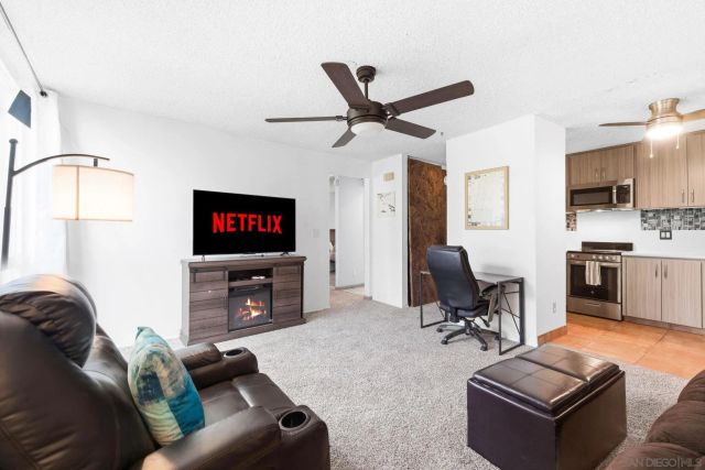 3050 Rue Dorleans 401, San Diego, CA 92110