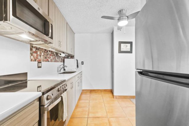 3050 Rue Dorleans 401, San Diego, CA 92110