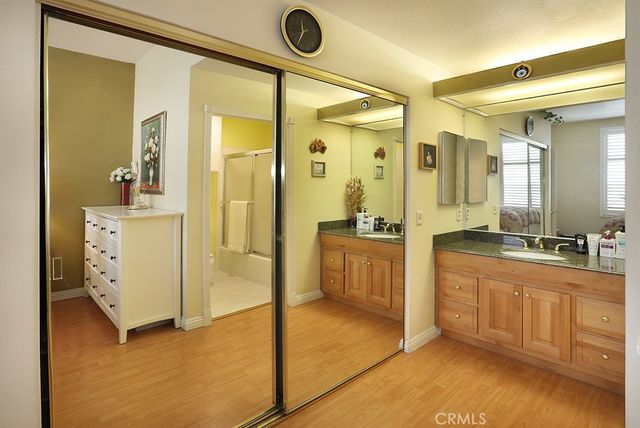 24441 Hillsdale 116, Laguna Hills, CA 92653