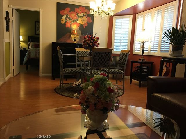 24441 Hillsdale 116, Laguna Hills, CA 92653