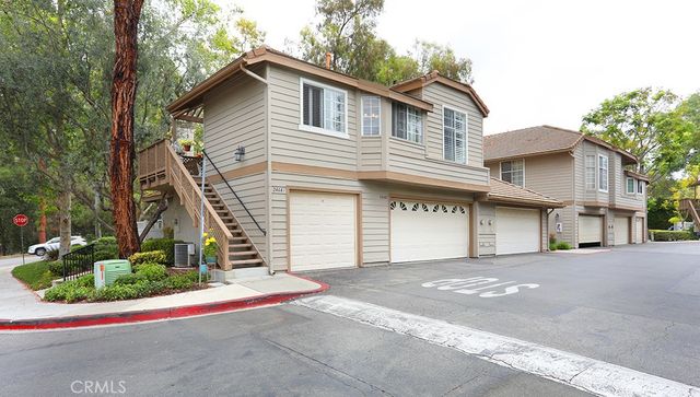 24441 Hillsdale 116, Laguna Hills, CA 92653