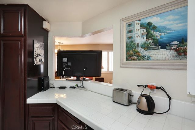 24441 Hillsdale 116, Laguna Hills, CA 92653