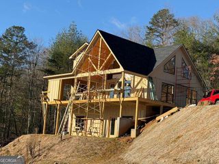 20B Twin Springs Road, Mineral Bluff, GA 30559
