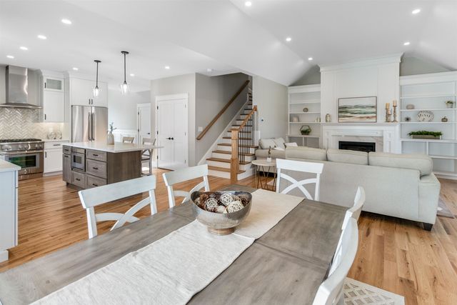 16 Little River Road Unit 1, Exeter, NH 03833