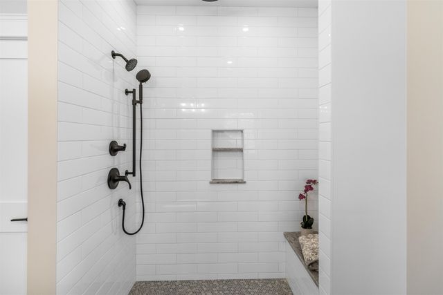 16 Little River Road Unit 1, Exeter, NH 03833