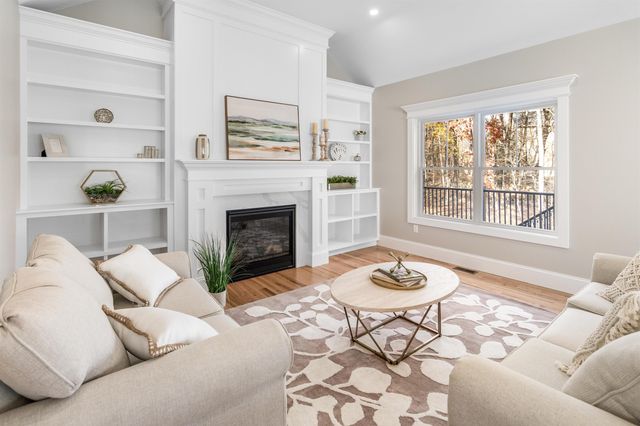 16 Little River Road Unit 1, Exeter, NH 03833