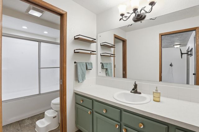 10921 E 31st Ave, Spokane Valley, WA 99206