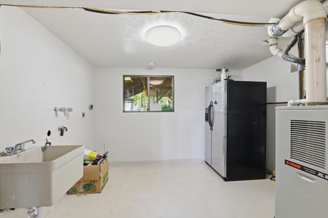 10921 E 31st Ave, Spokane Valley, WA 99206