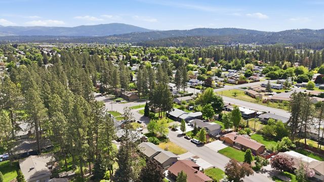 10921 E 31st Ave, Spokane Valley, WA 99206