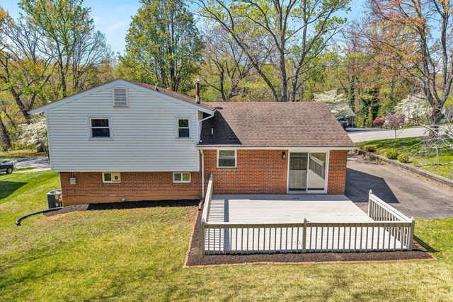 4911 Northwood DR, Roanoke, VA 24017