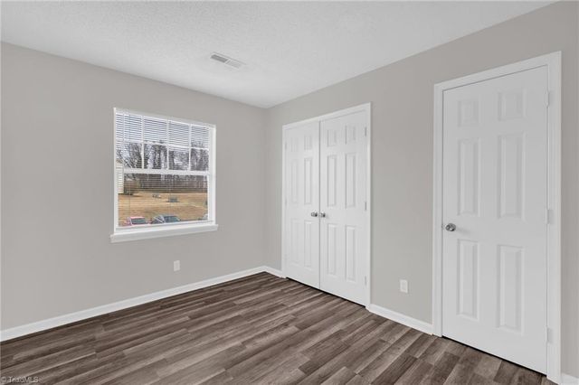 511 Mystic Drive E, Greensboro, NC 27406