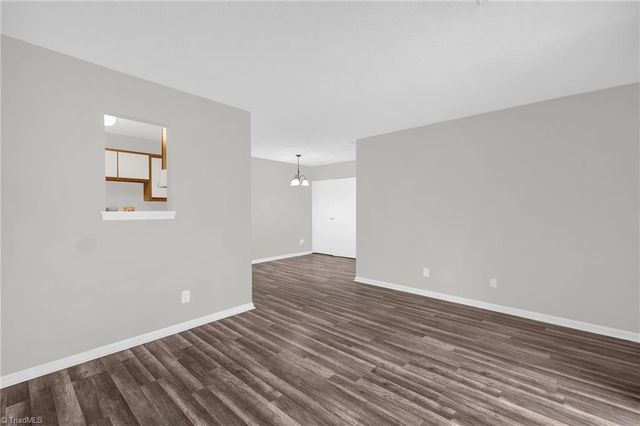 511 Mystic Drive E, Greensboro, NC 27406