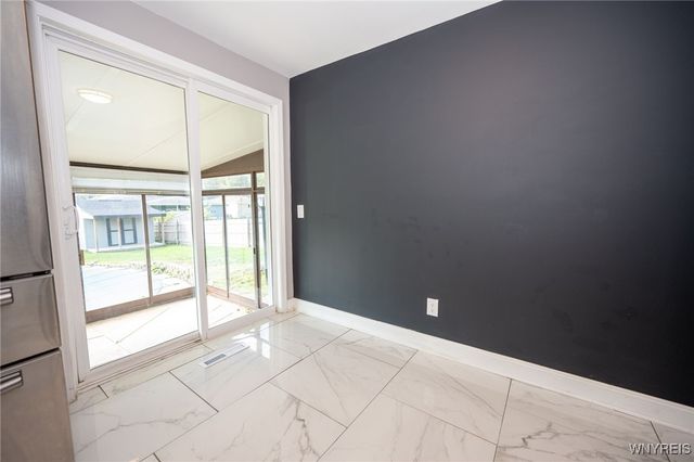 88 Colony Street, Lancaster, NY 14043