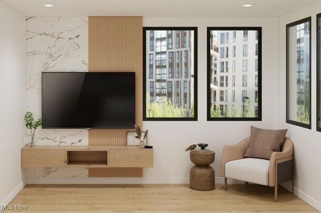 1872 W 57th Street, Cleveland, OH 44102